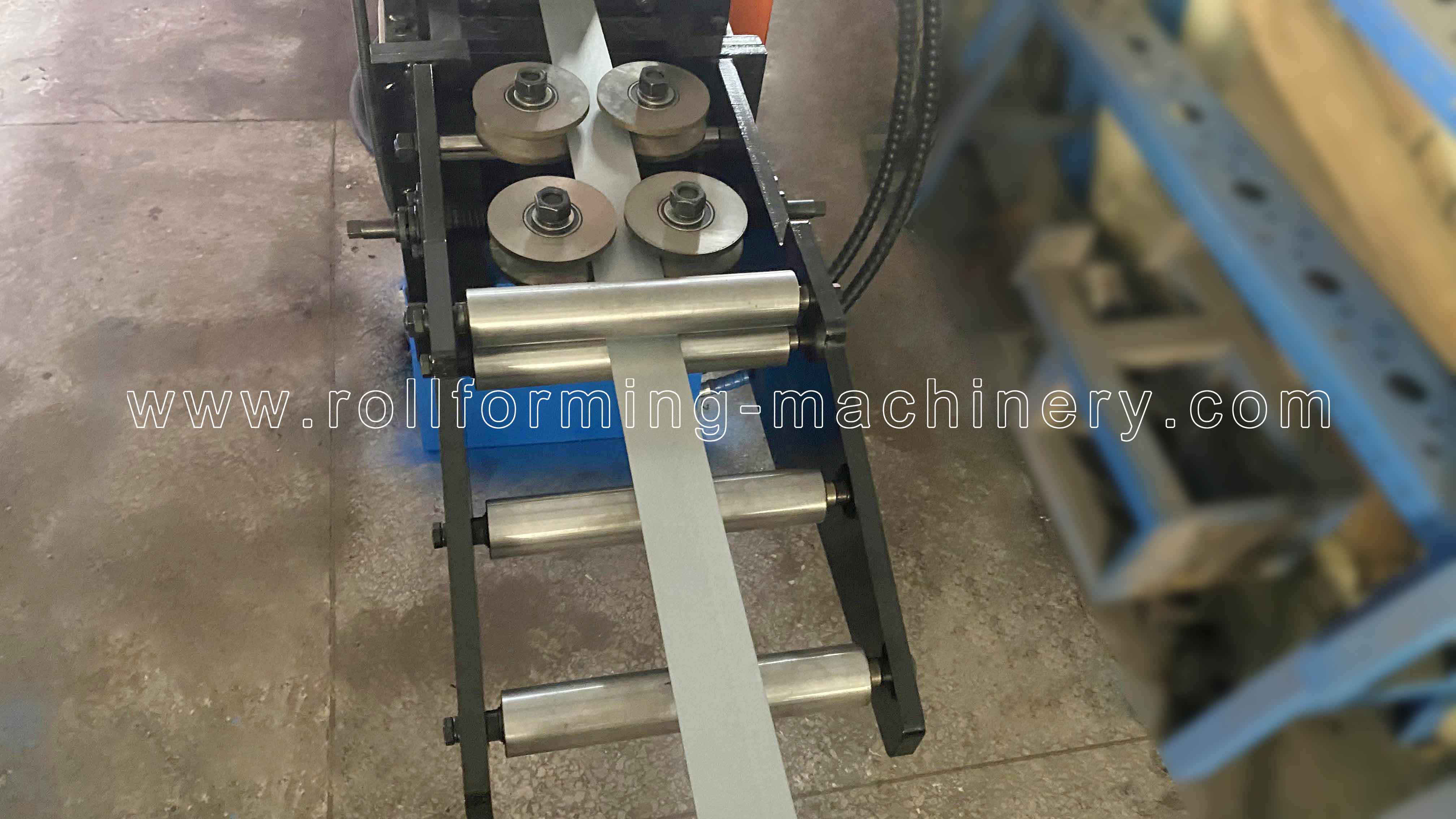 دستگاه راهنمای تغذیه