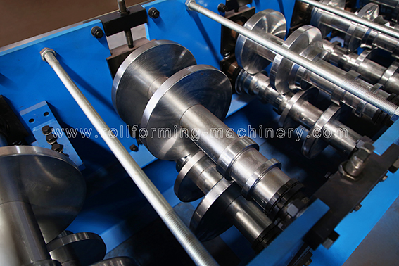 تغذیه طیور فلزی از طریق رول تشکیل ماشین YX154-86