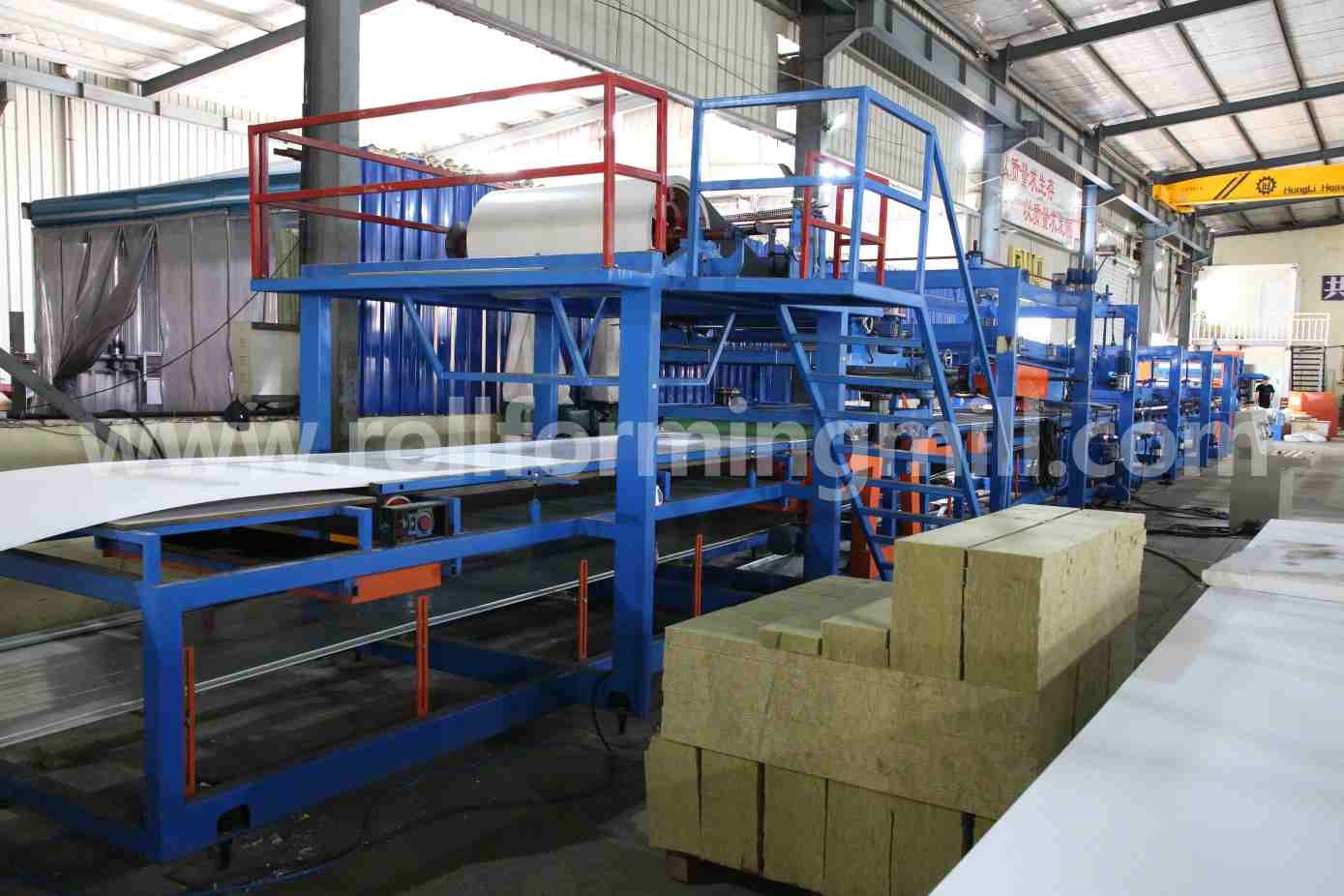 ساندویچ پانل لمینت با دستگاه شکل دهی صفحه پایین