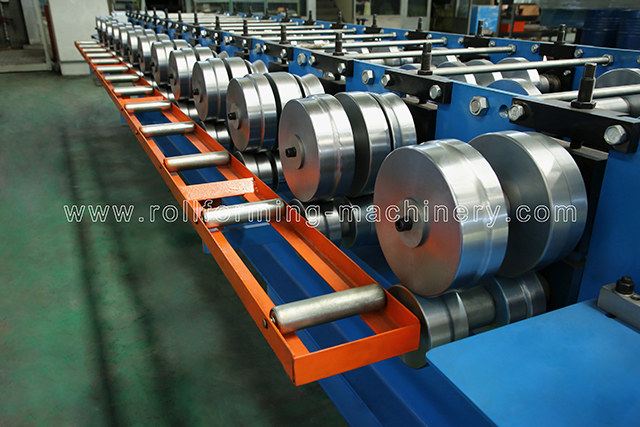 سقف فلزی درز ایستاده 